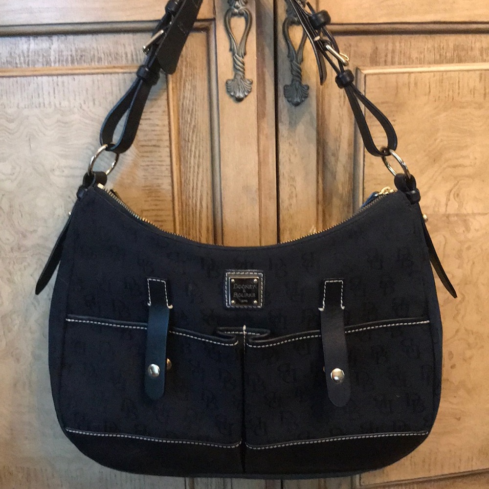 Dooney & Bourke bag